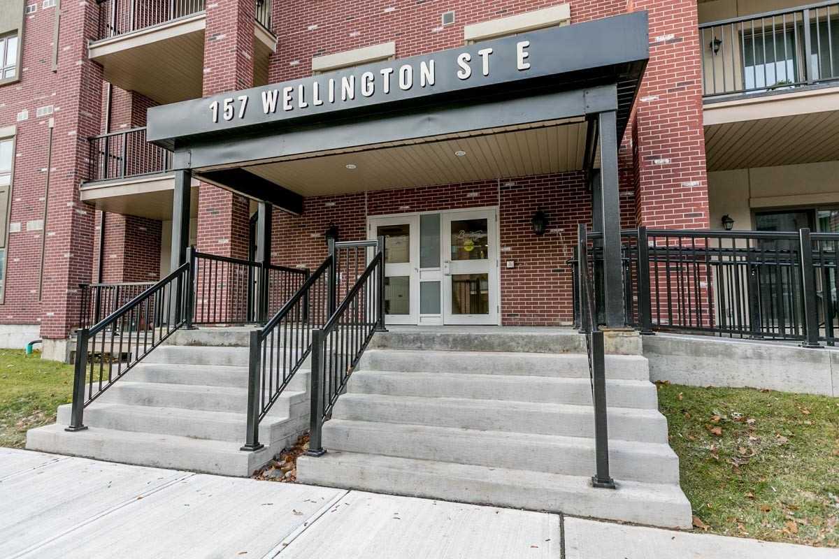 157 Wellington St E, #304