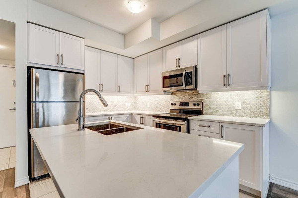 3865 Major Mackenzie Dr, Vaughan