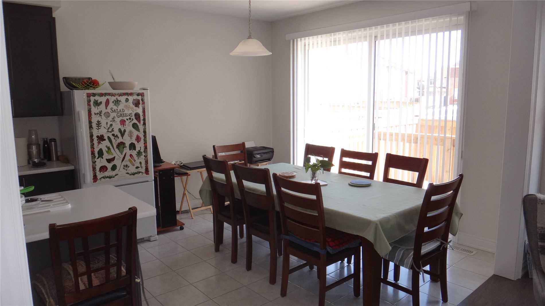 11 Robert Wilson Cres