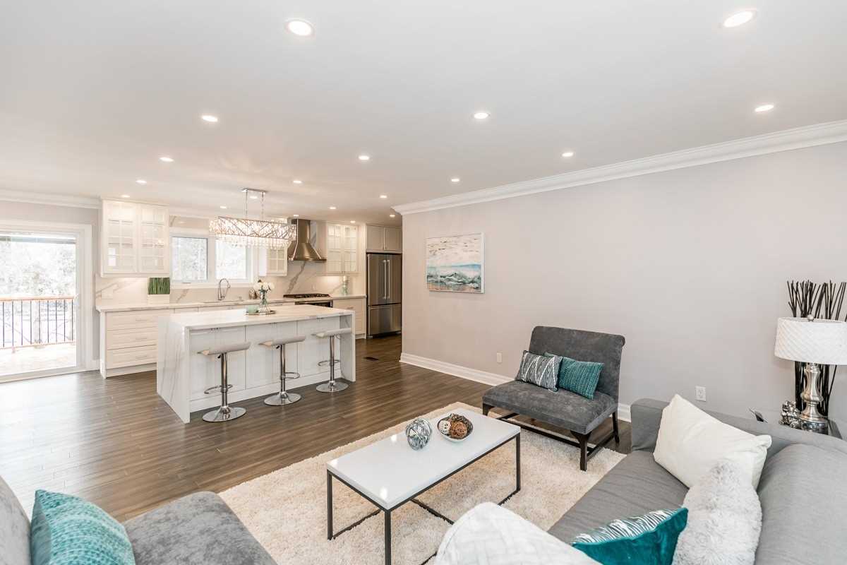 89 Howard Rd