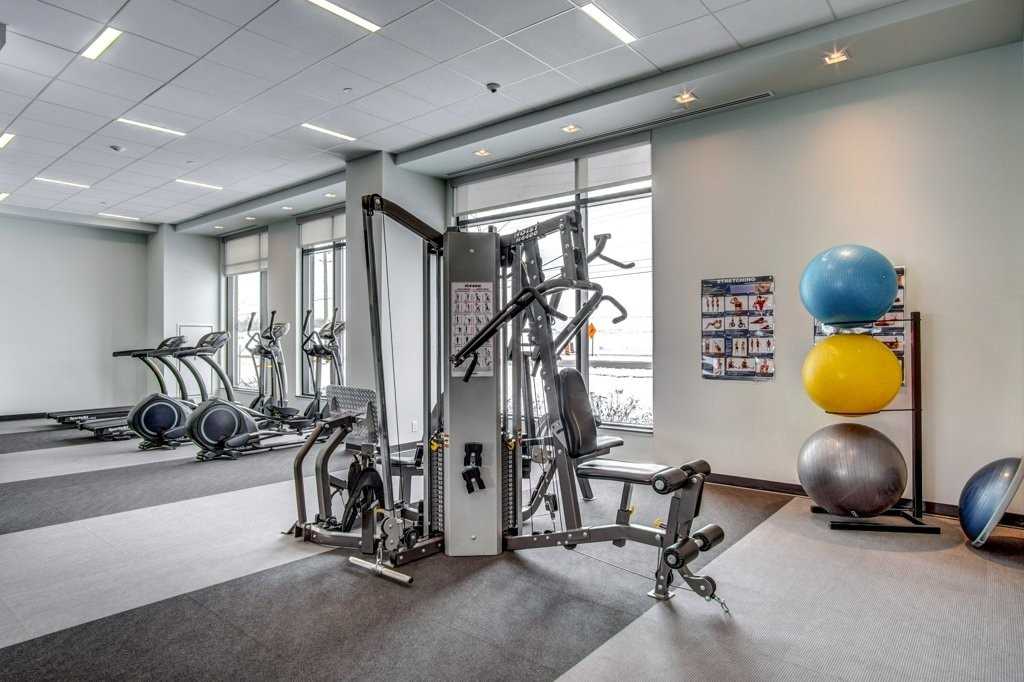 555 William Graham Dr, #422