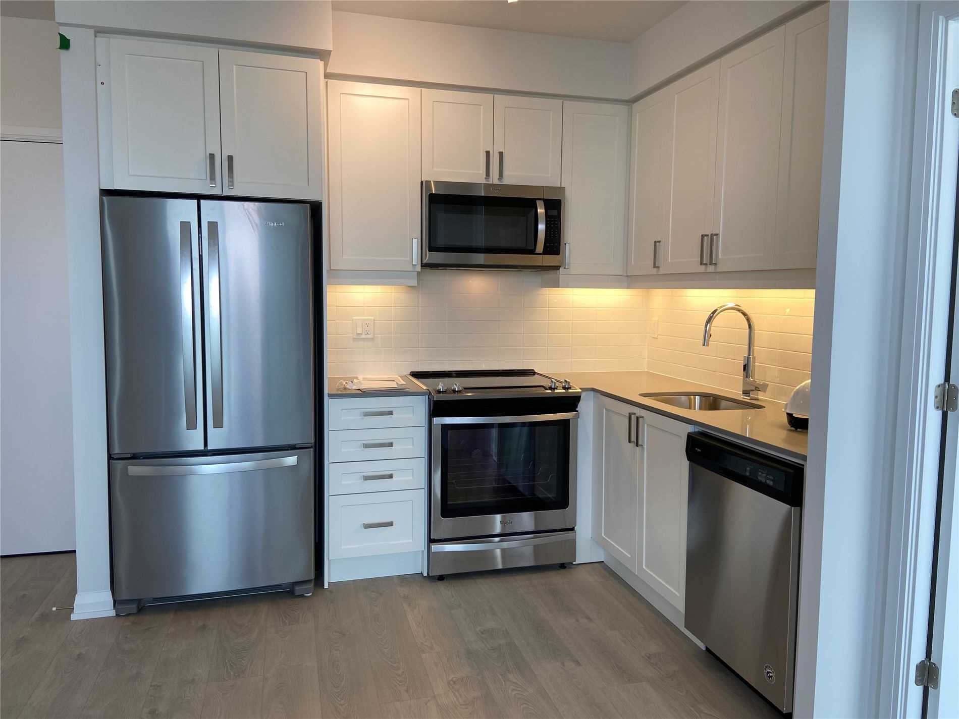 7895 Jane St, #2814