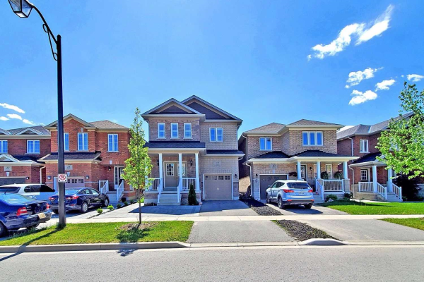 14 Long St, Bradford West Gwillimbury