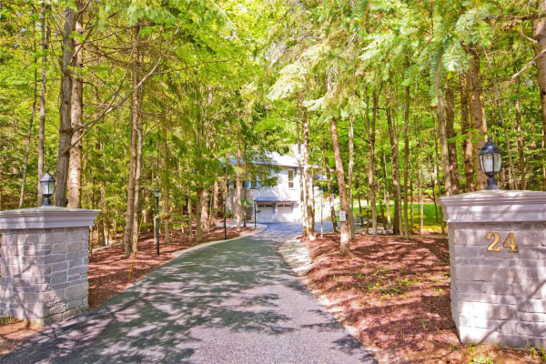 24 Greenvalley Circ, Whitchurch-Stouffville