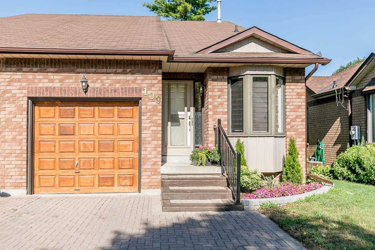 109 Green Briar Rd, (MLS® N4837893) See this property for sale in