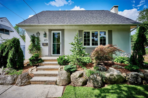 173 Richmond St, Richmond Hill