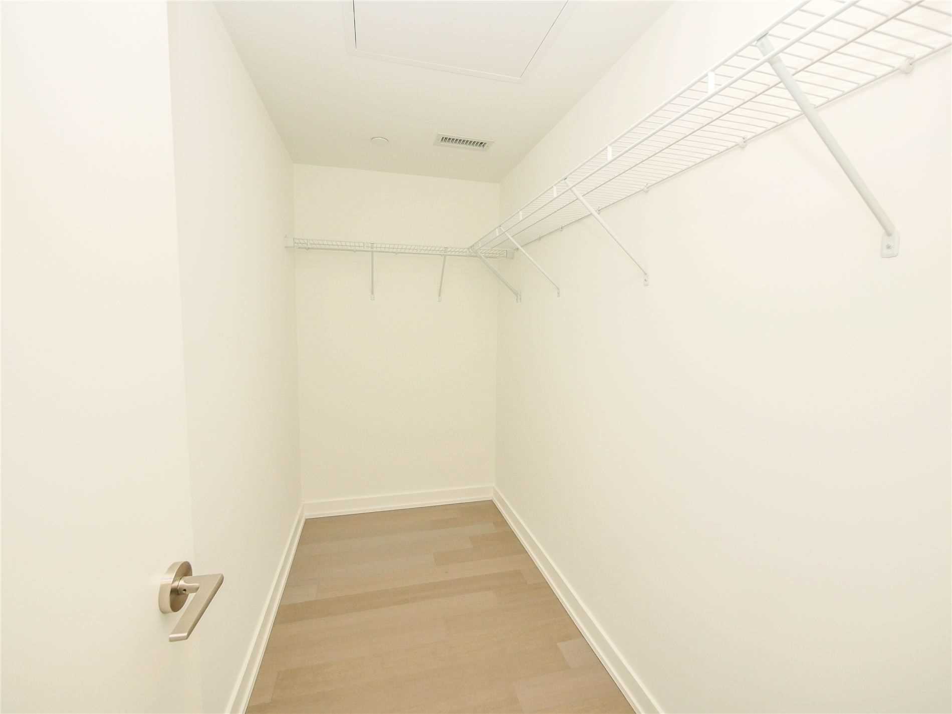 Listing N4856625 - Large Photo # 14