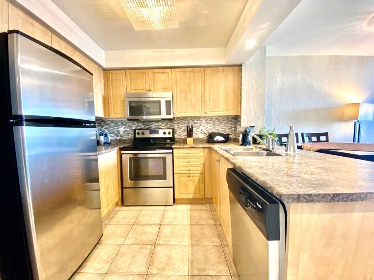 310 Red Maple Rd, #1203