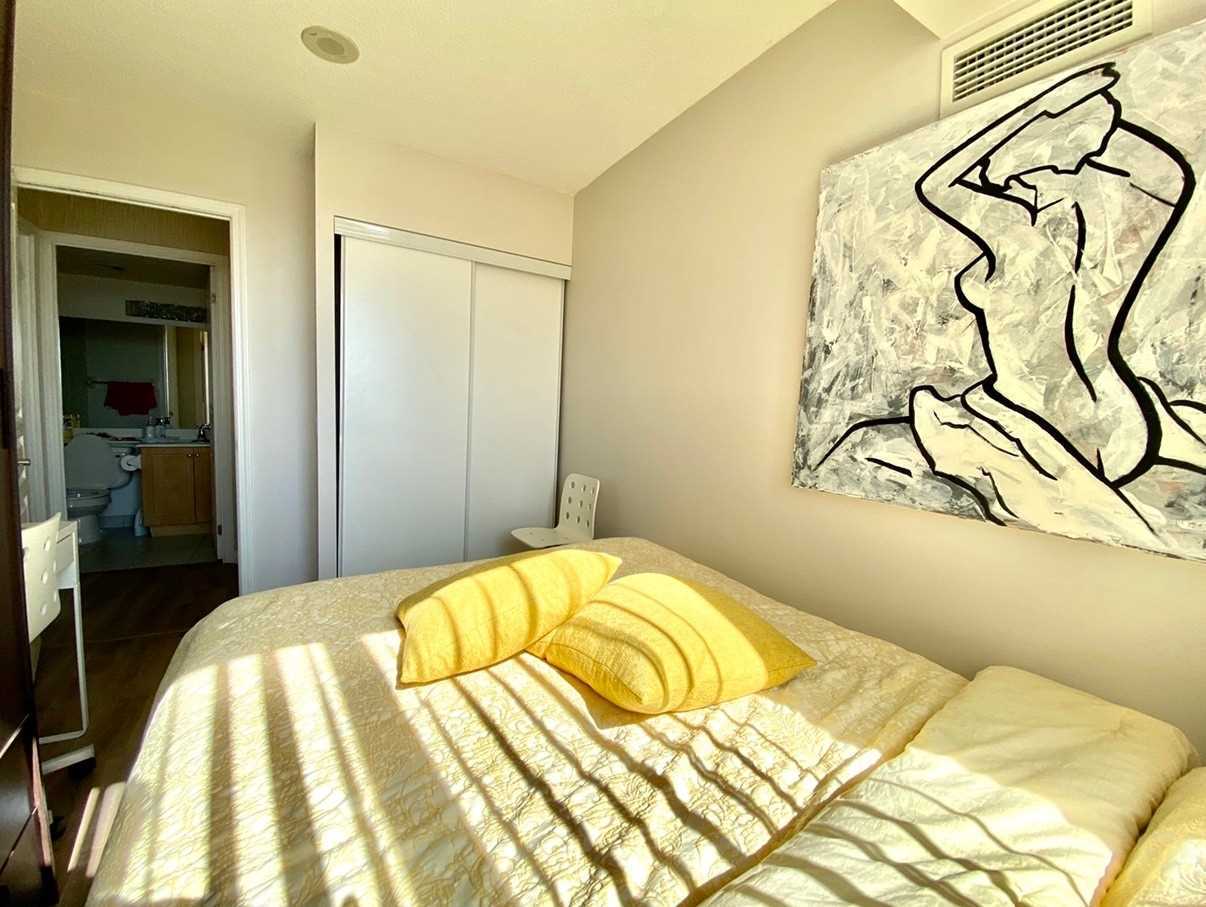 310 Red Maple Rd, #1203