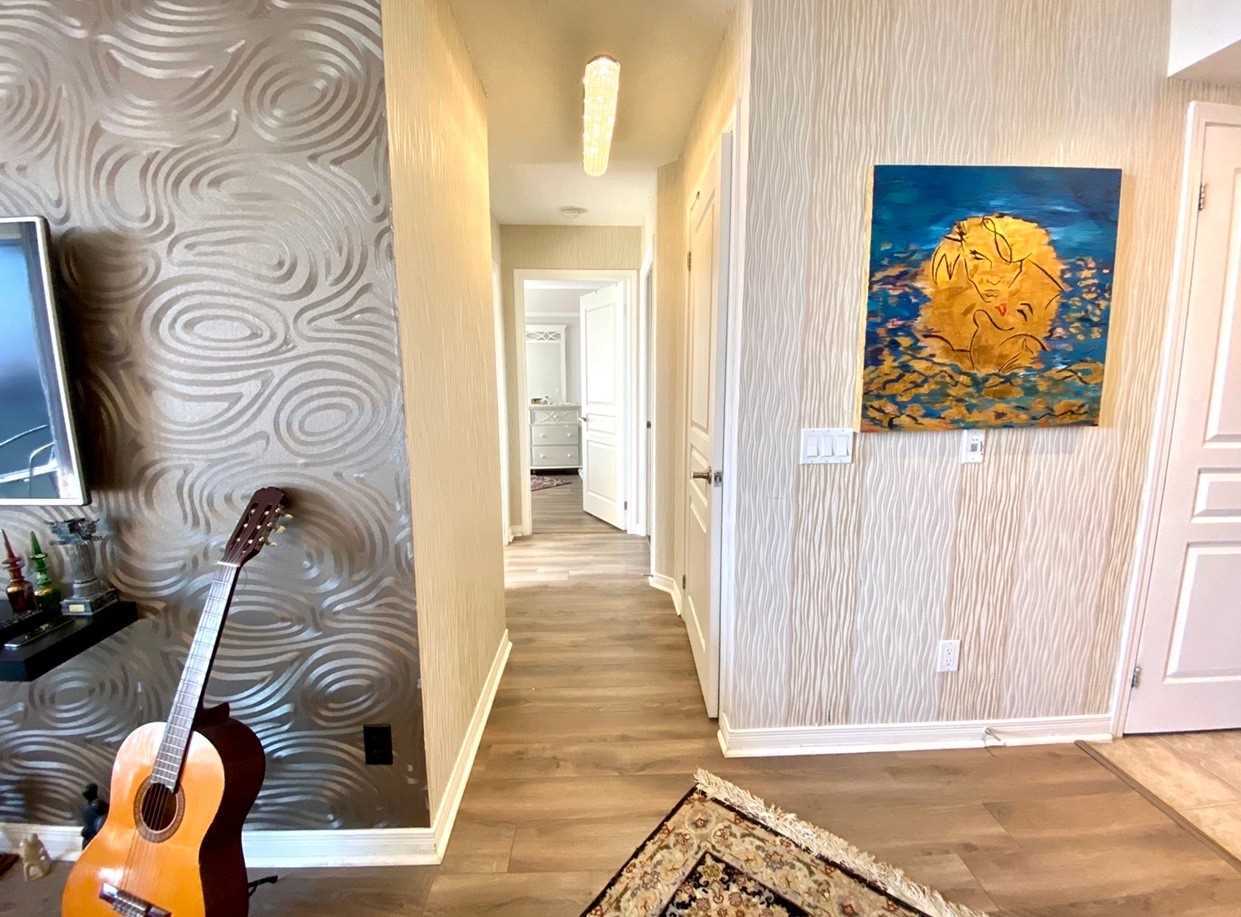 310 Red Maple Rd, #1203