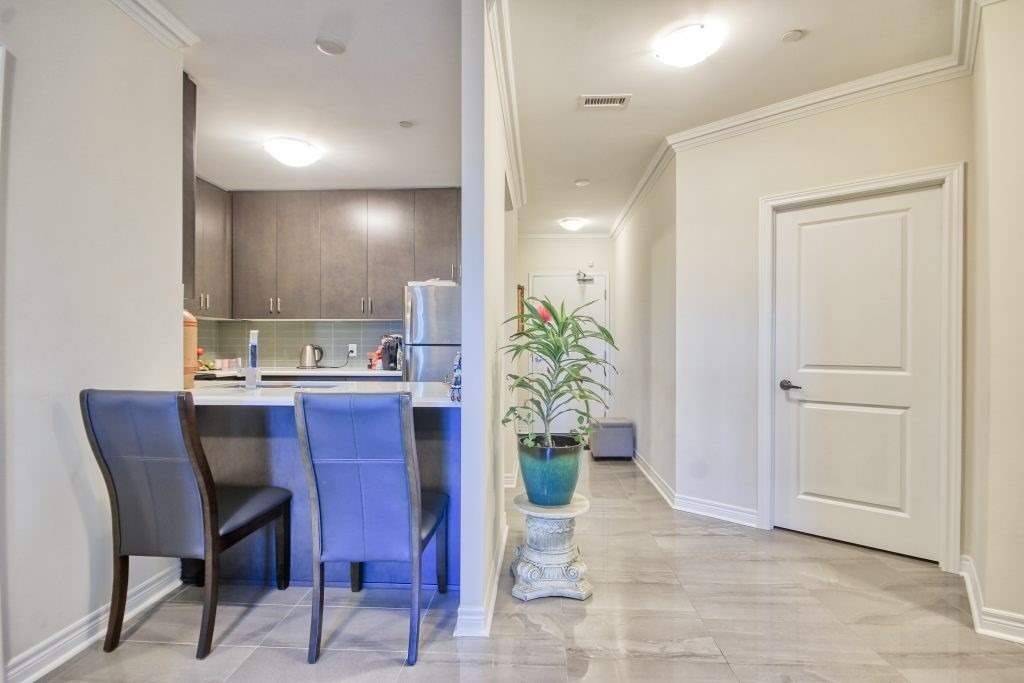 39 New Delhi Dr, #809