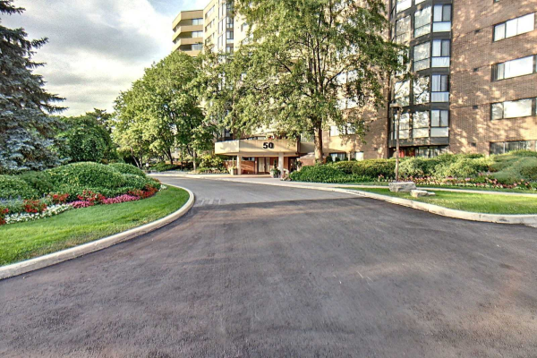 50 Baif Blvd E, Richmond Hill