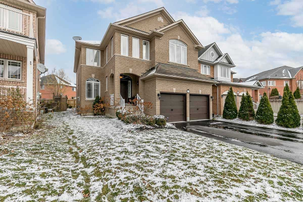210 Coons Rd, Richmond Hill