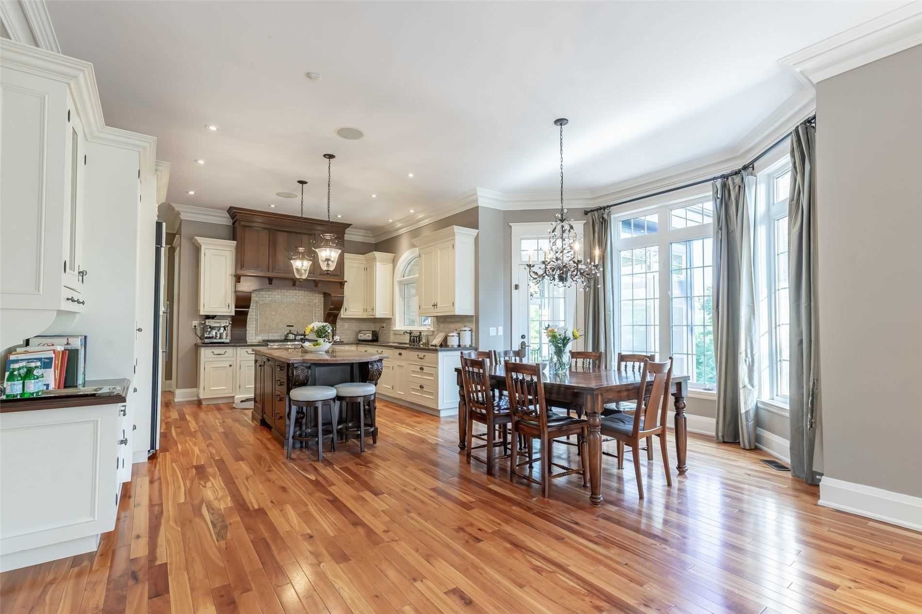 15 Earl Cook Dr
