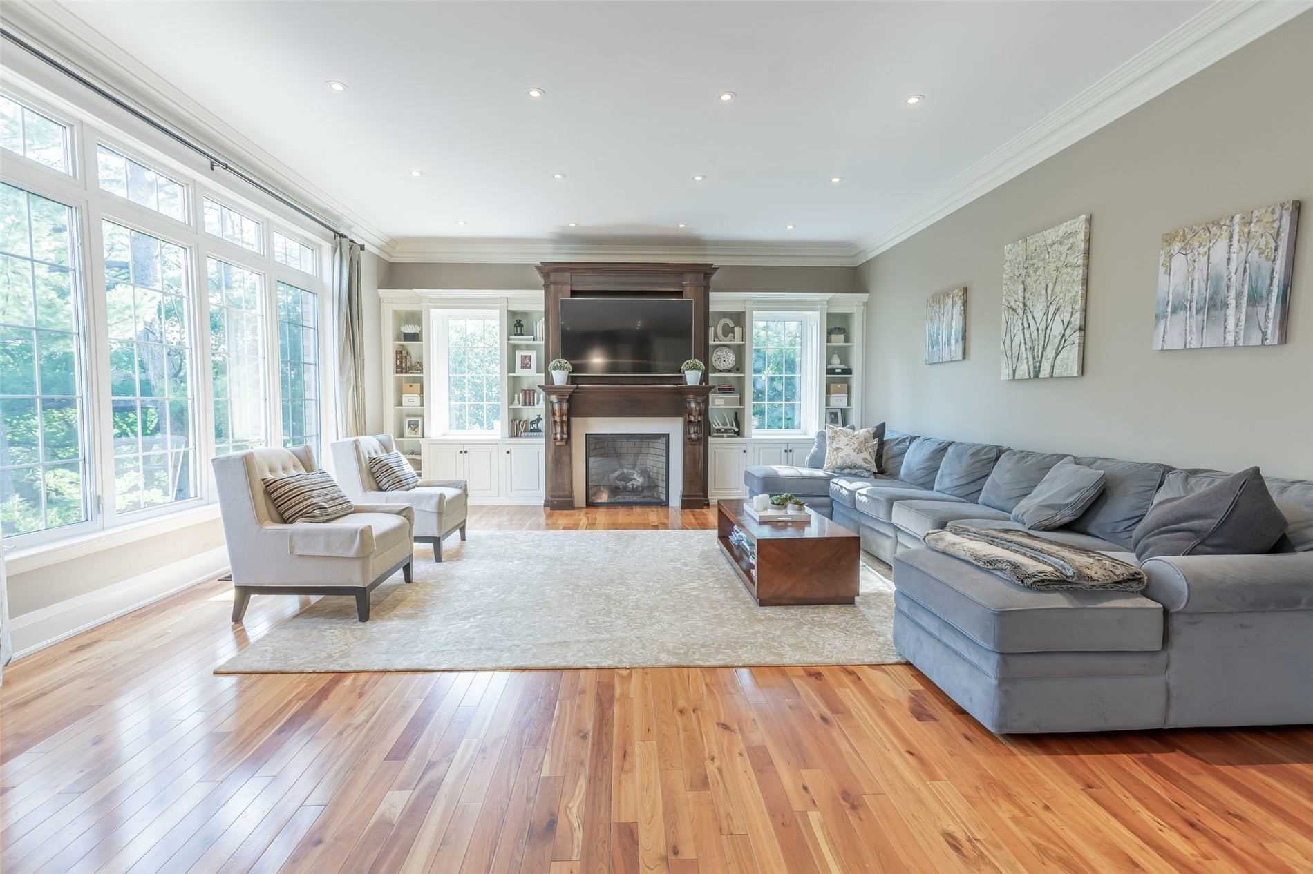 15 Earl Cook Dr