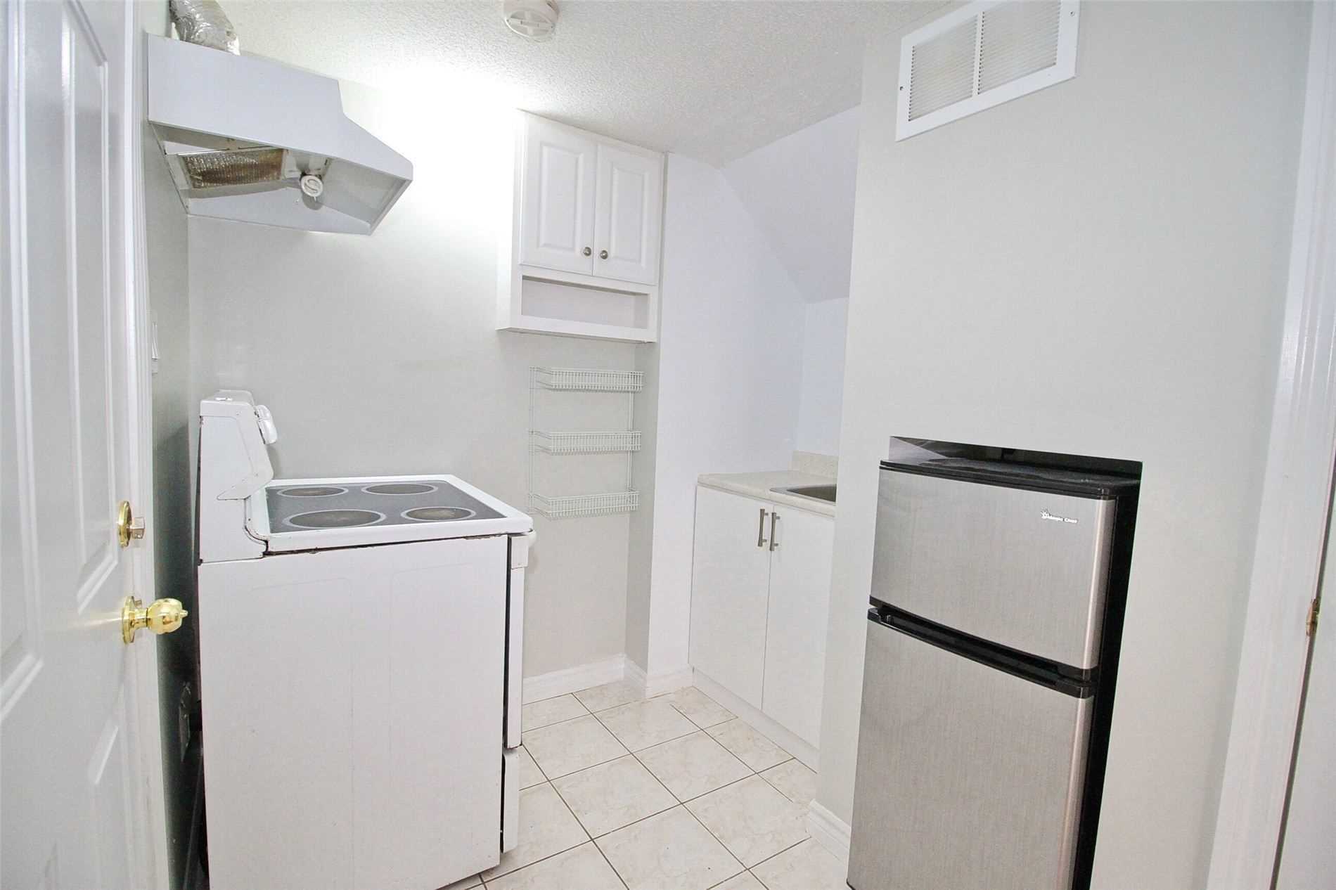 173 Gail Parks Cres, #Bsmt