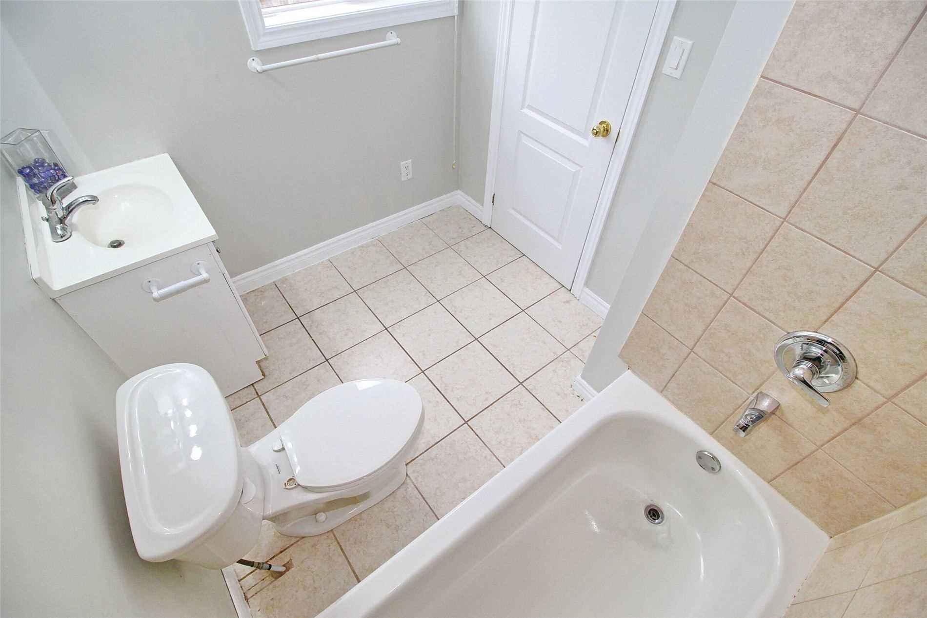 173 Gail Parks Cres, #Bsmt