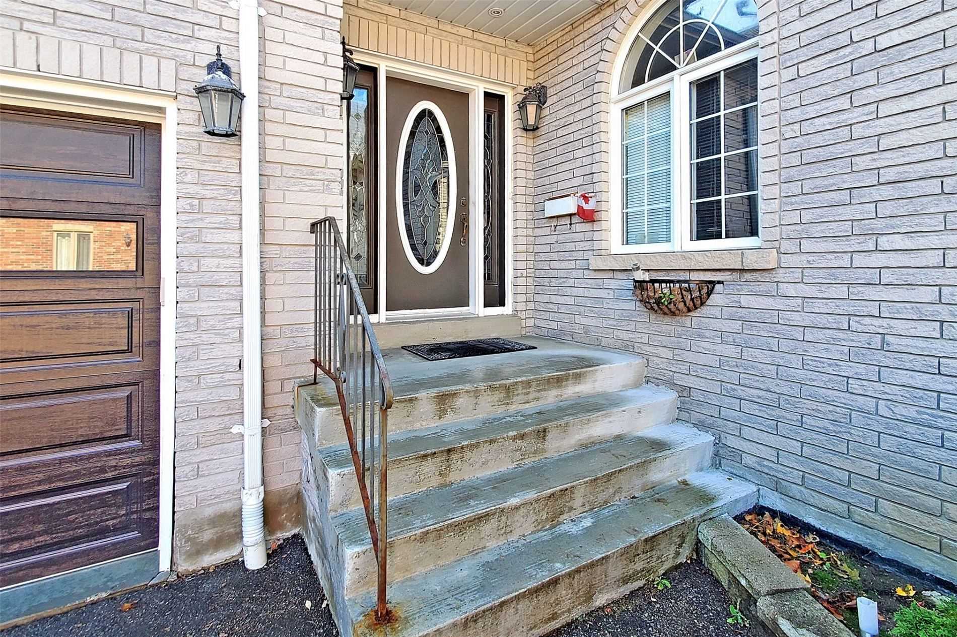 13076 Keele St