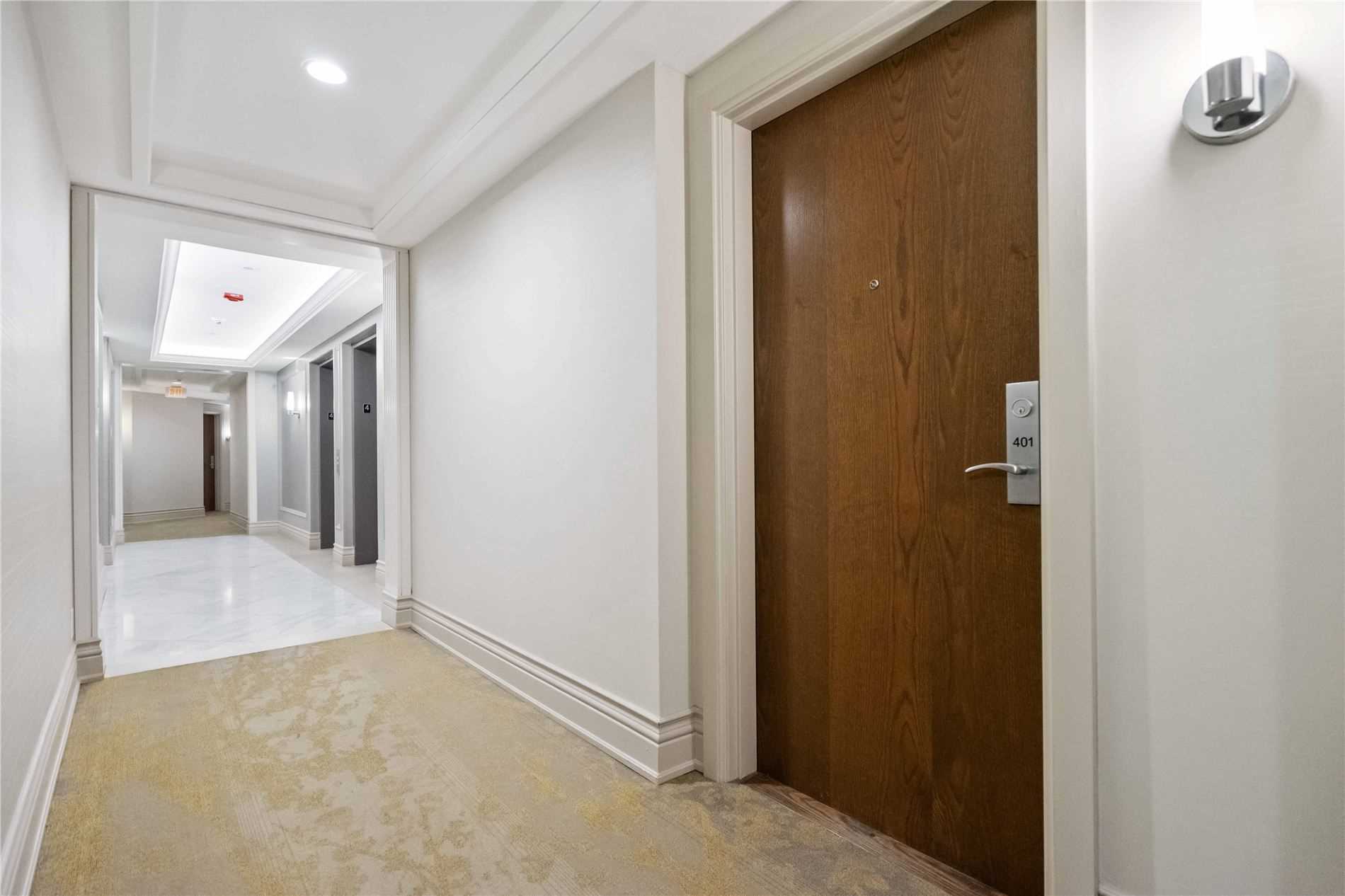 111 Civic Square Gate, #401
