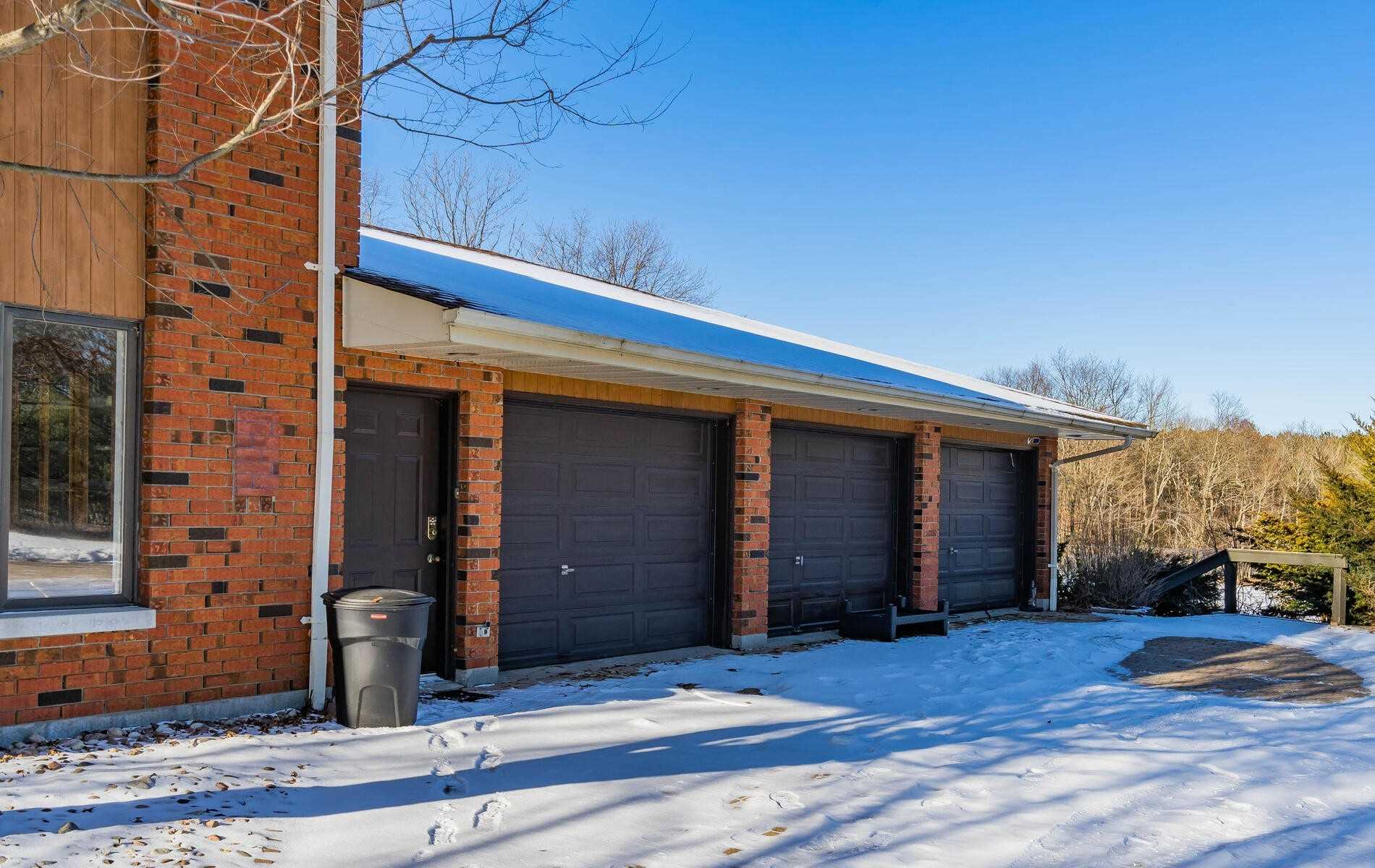 674 Regional Rd 21 Rd