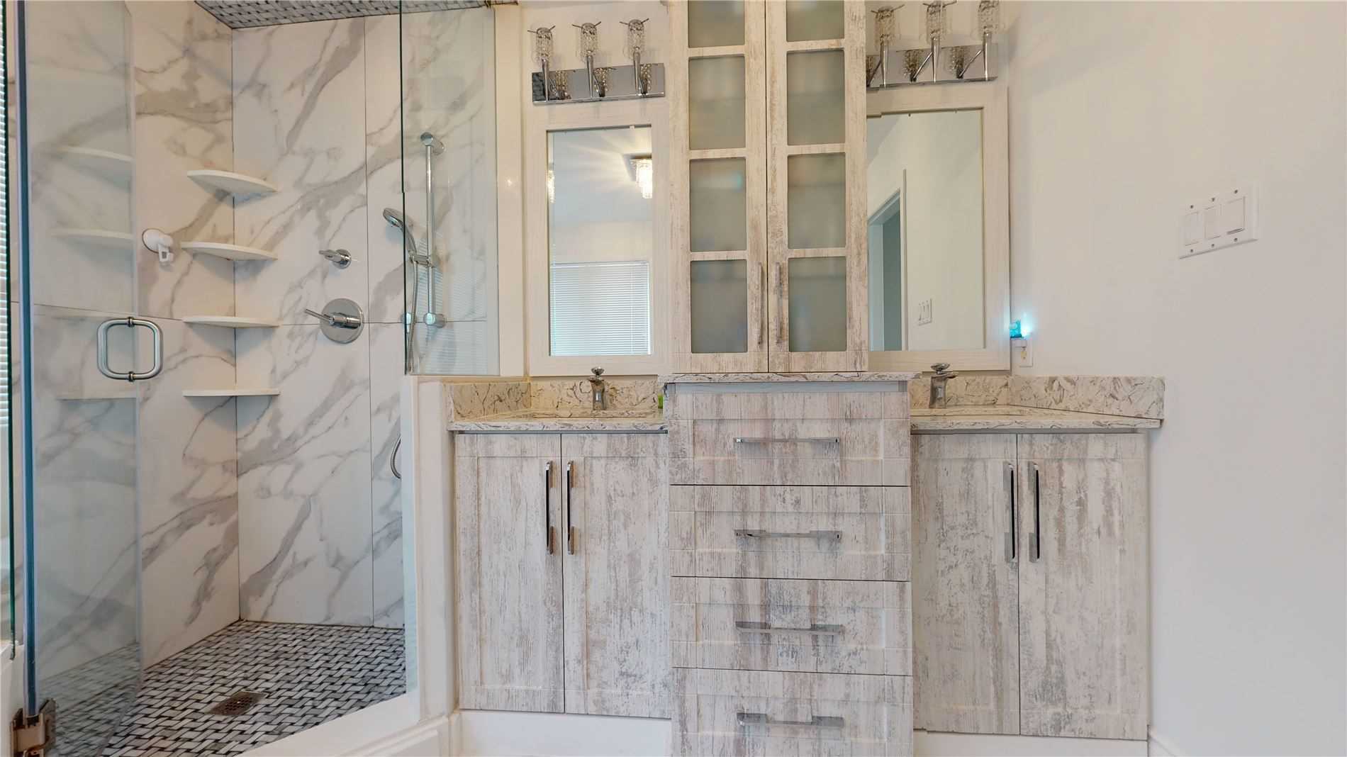 7 Grand Oak Dr