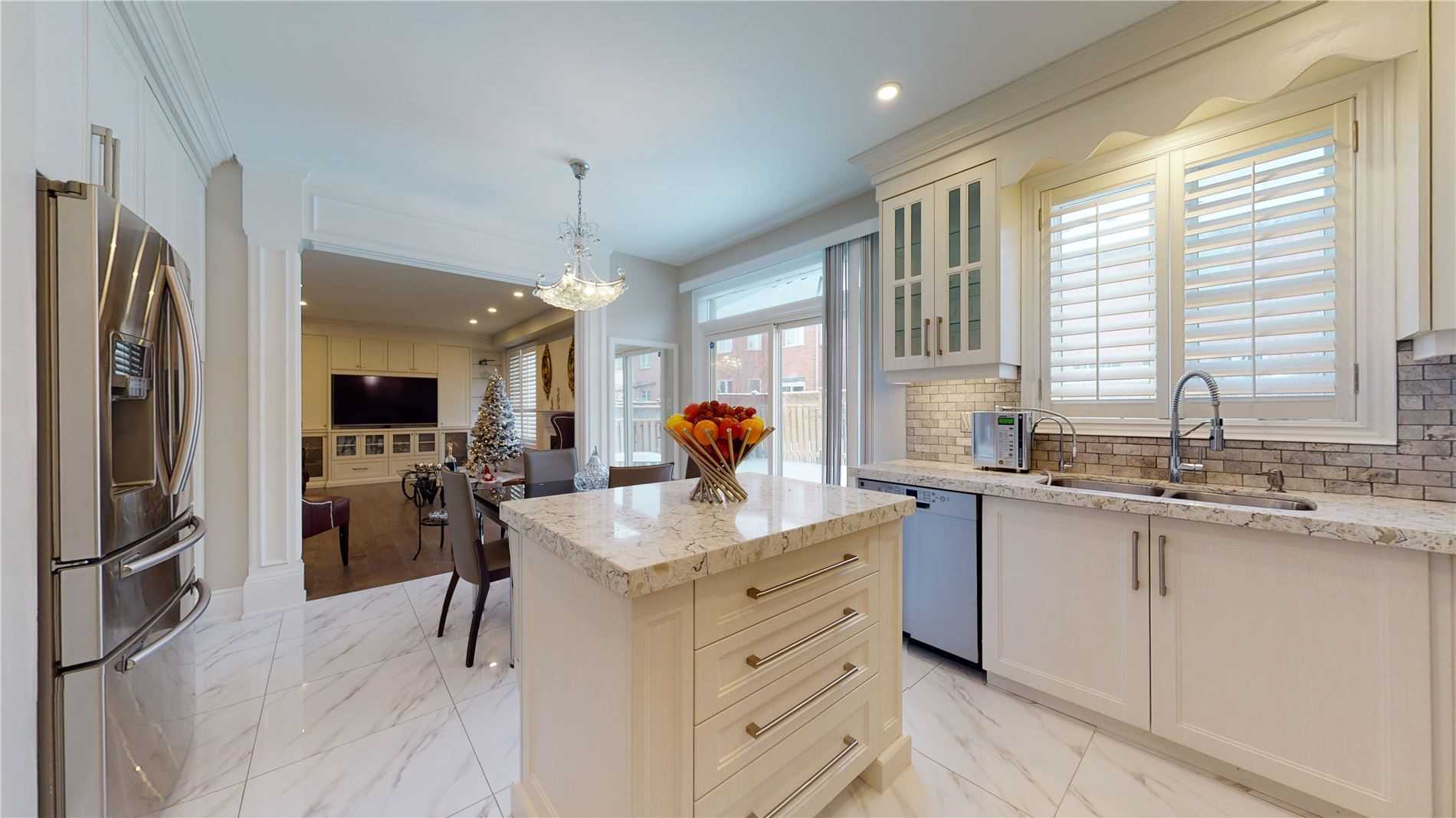 7 Grand Oak Dr