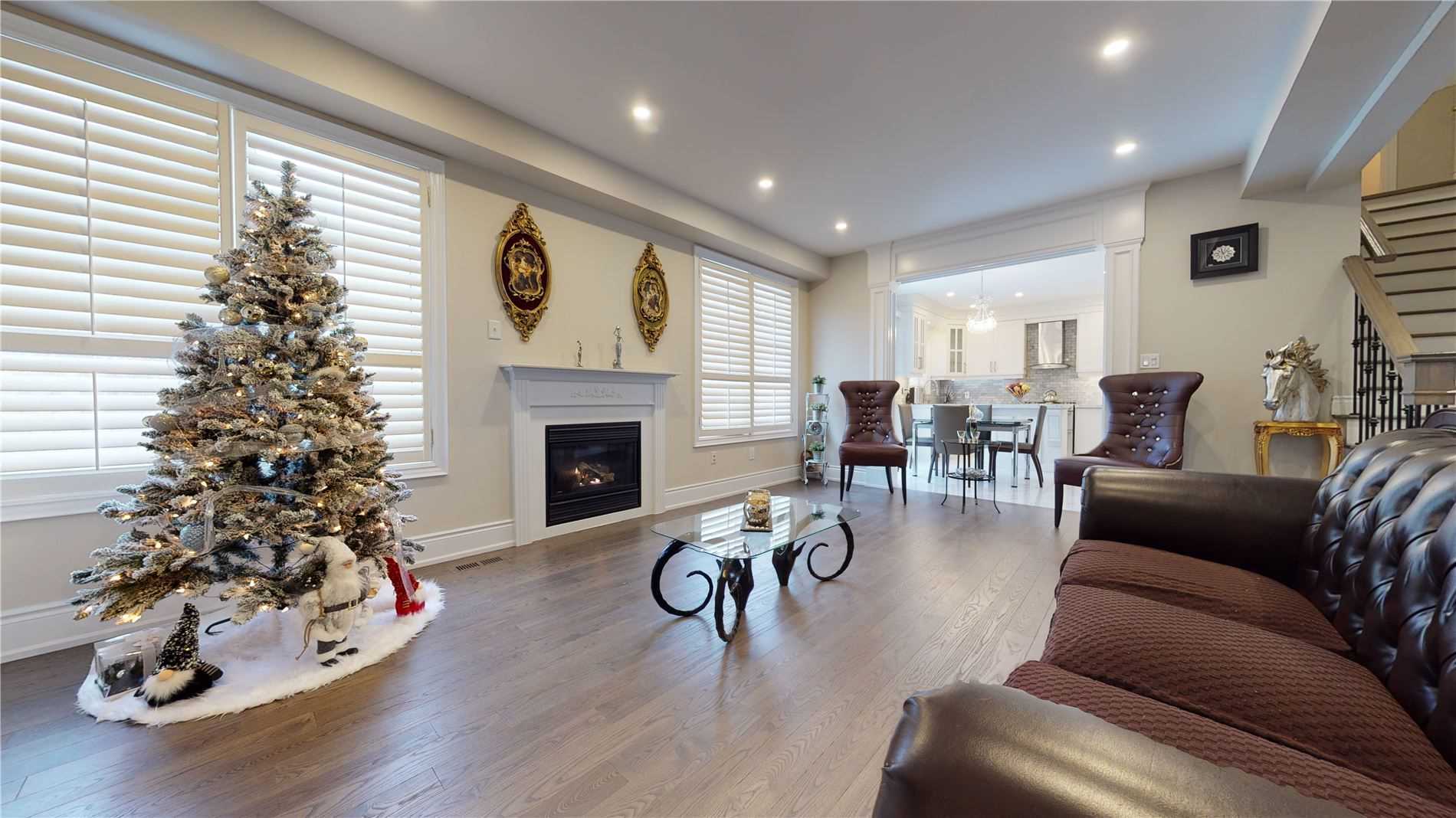 7 Grand Oak Dr