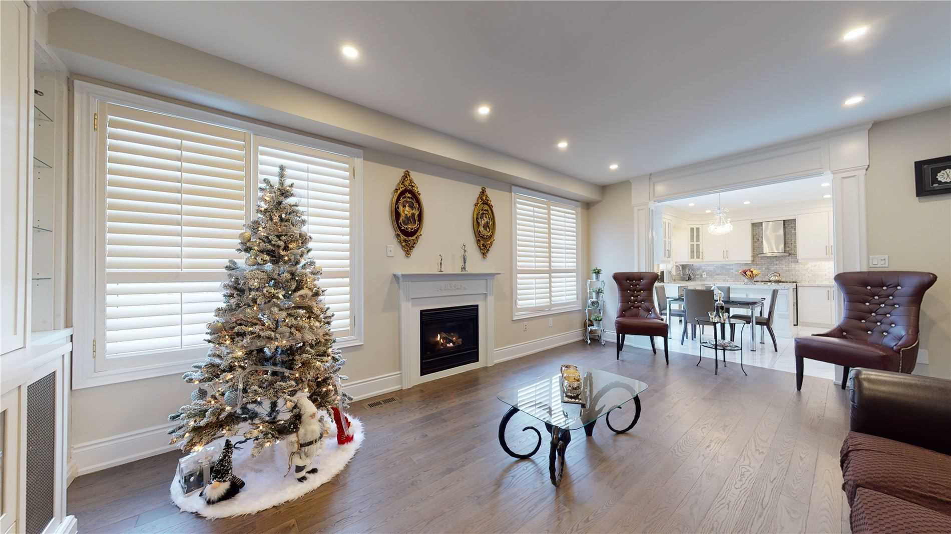 7 Grand Oak Dr