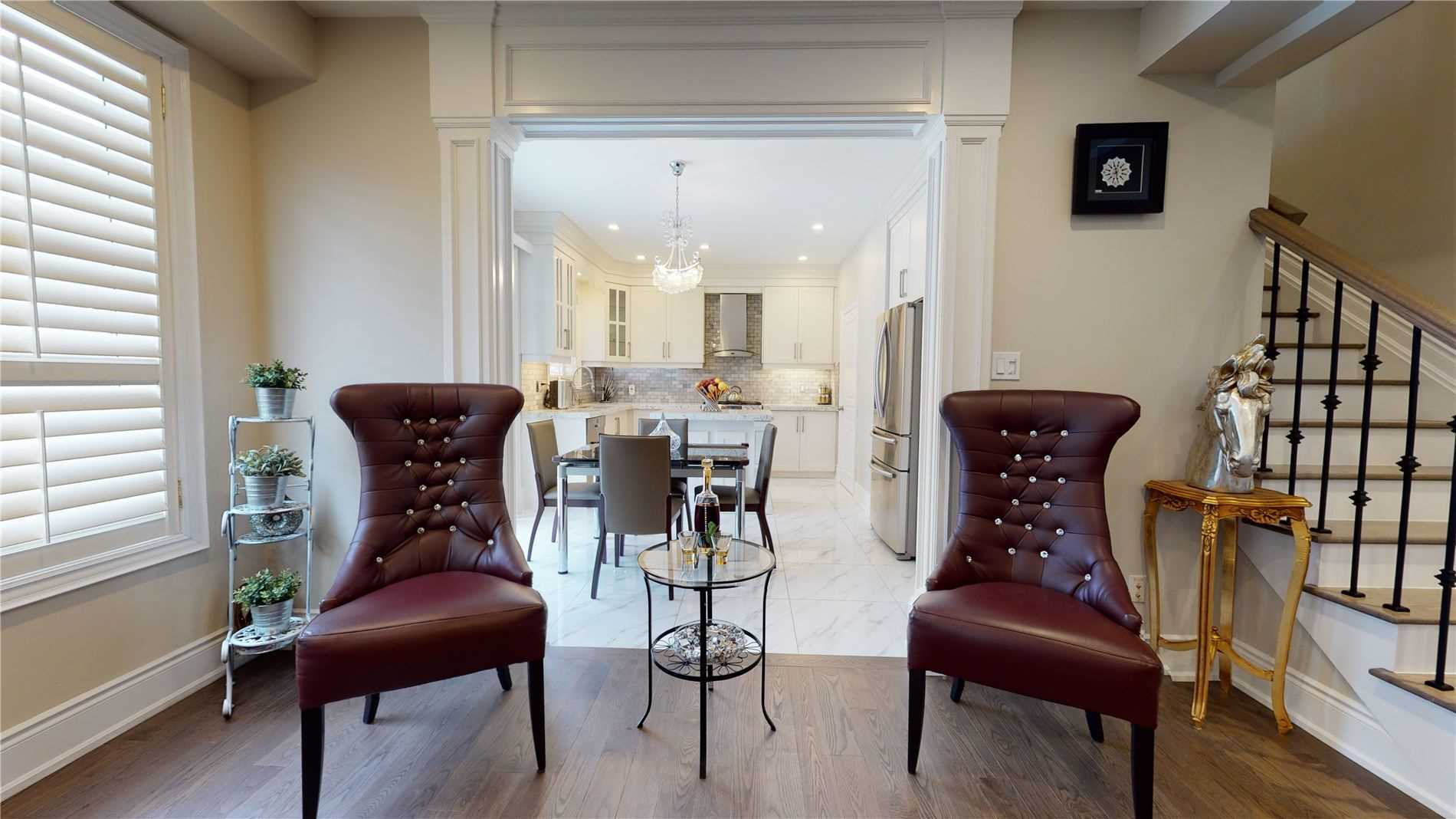 7 Grand Oak Dr