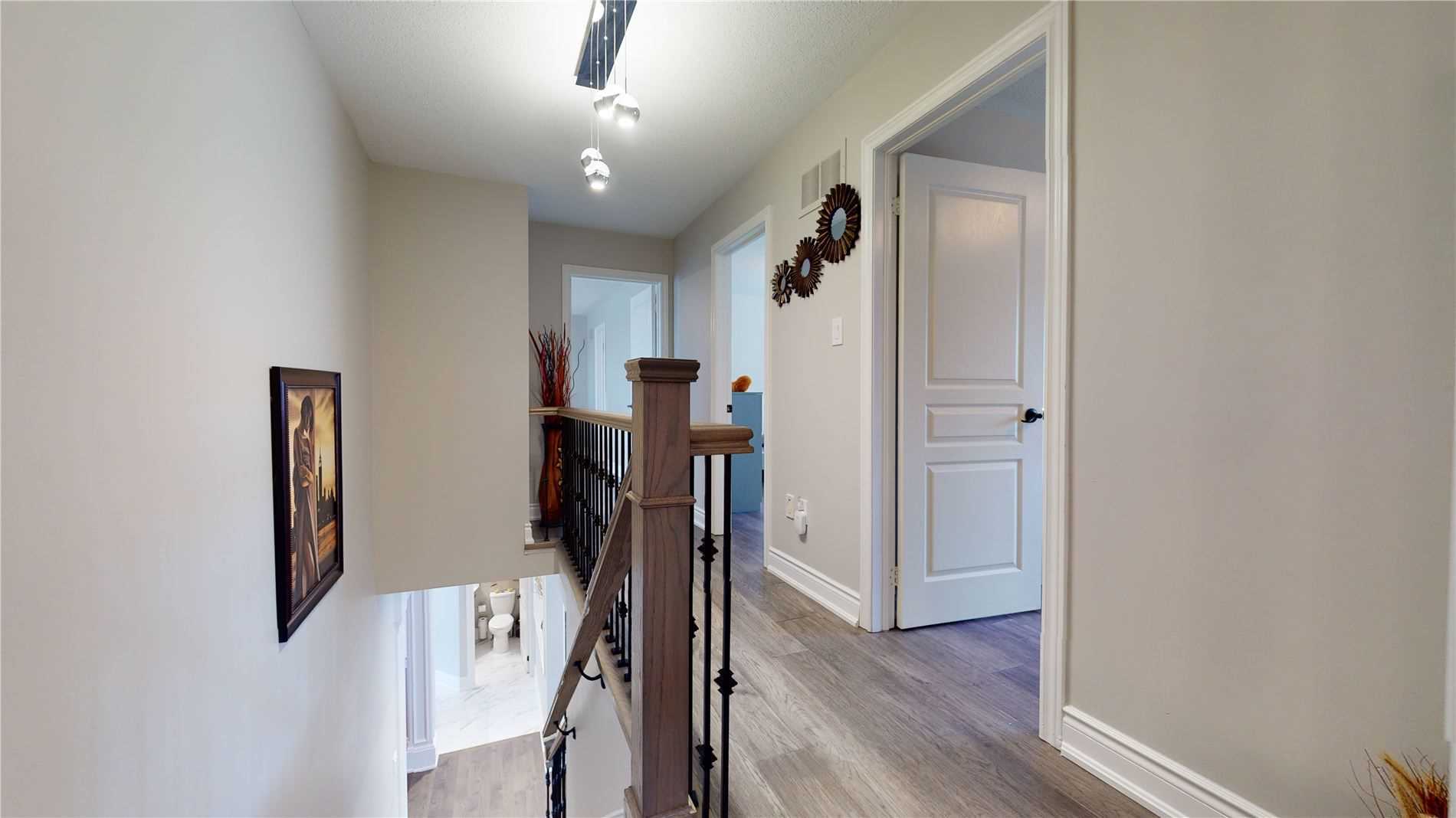 7 Grand Oak Dr