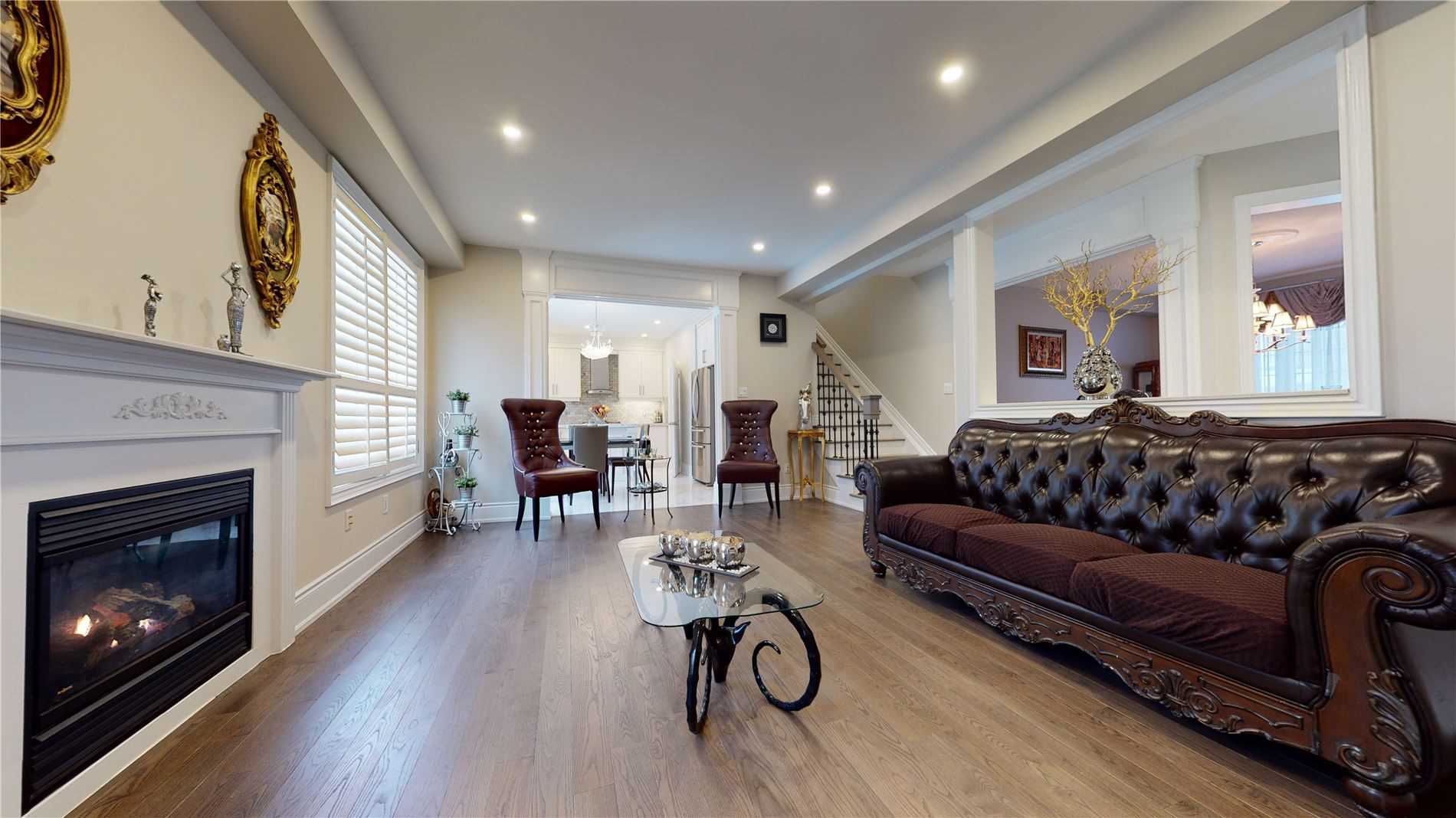 7 Grand Oak Dr