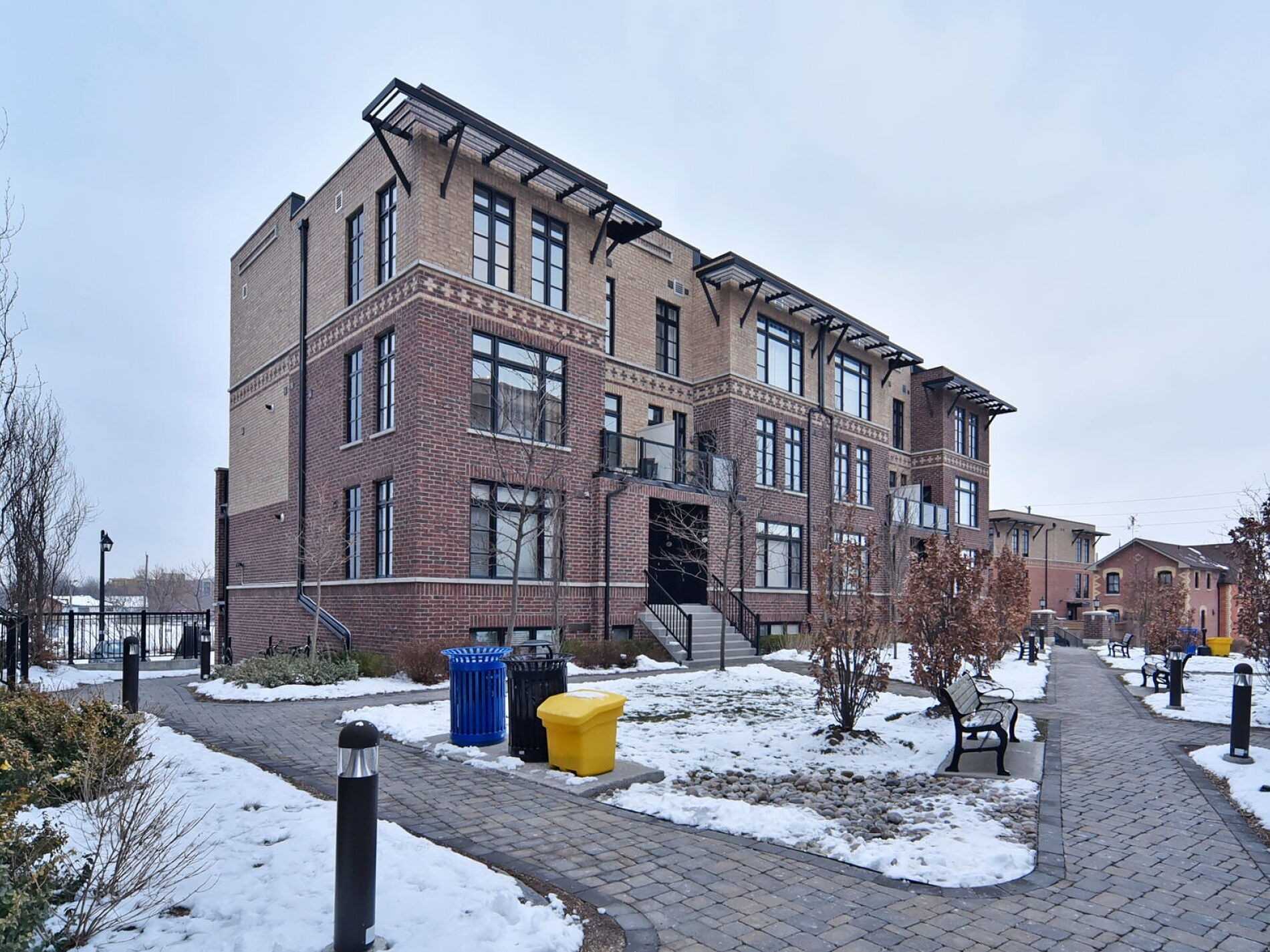 8167 Kipling Ave, #51