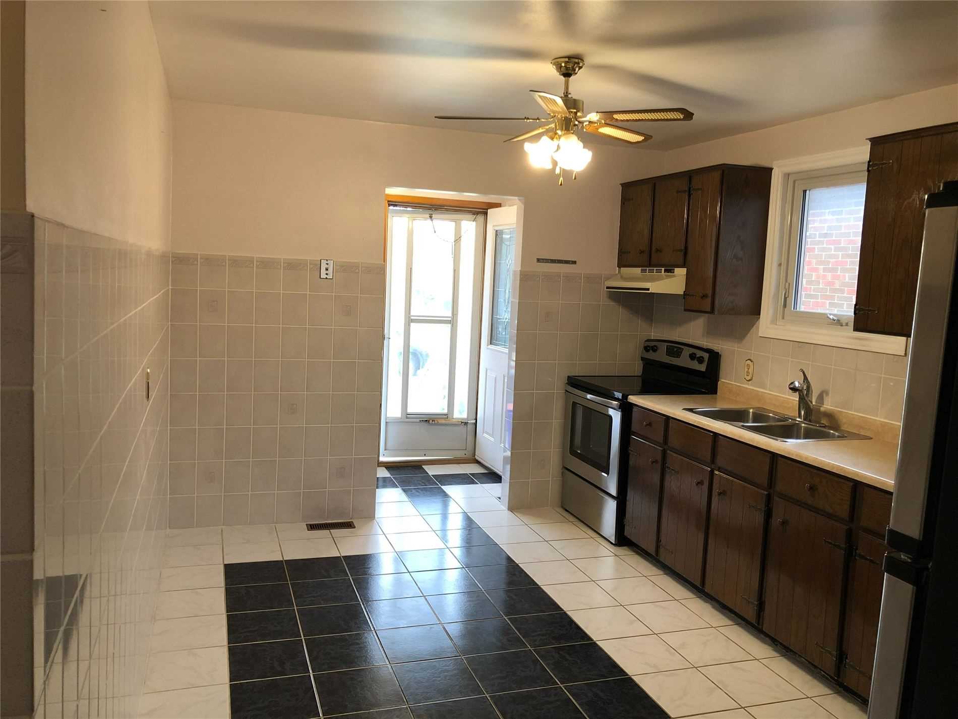 79 Zima Cres