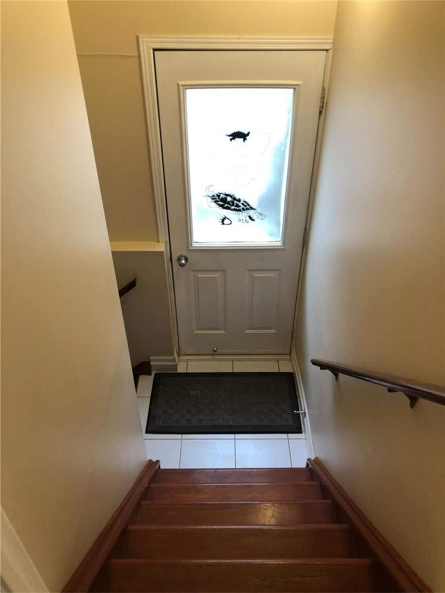 79 Zima Cres