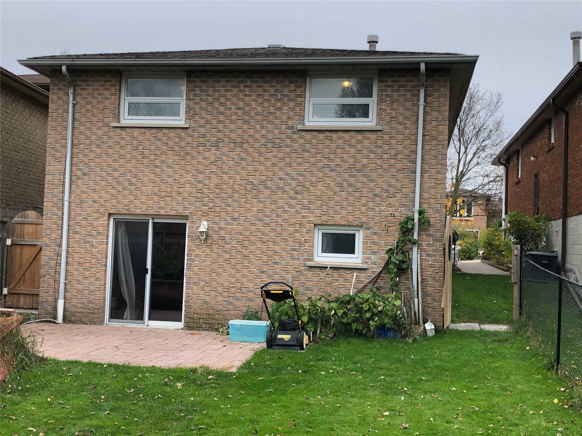 79 Zima Cres