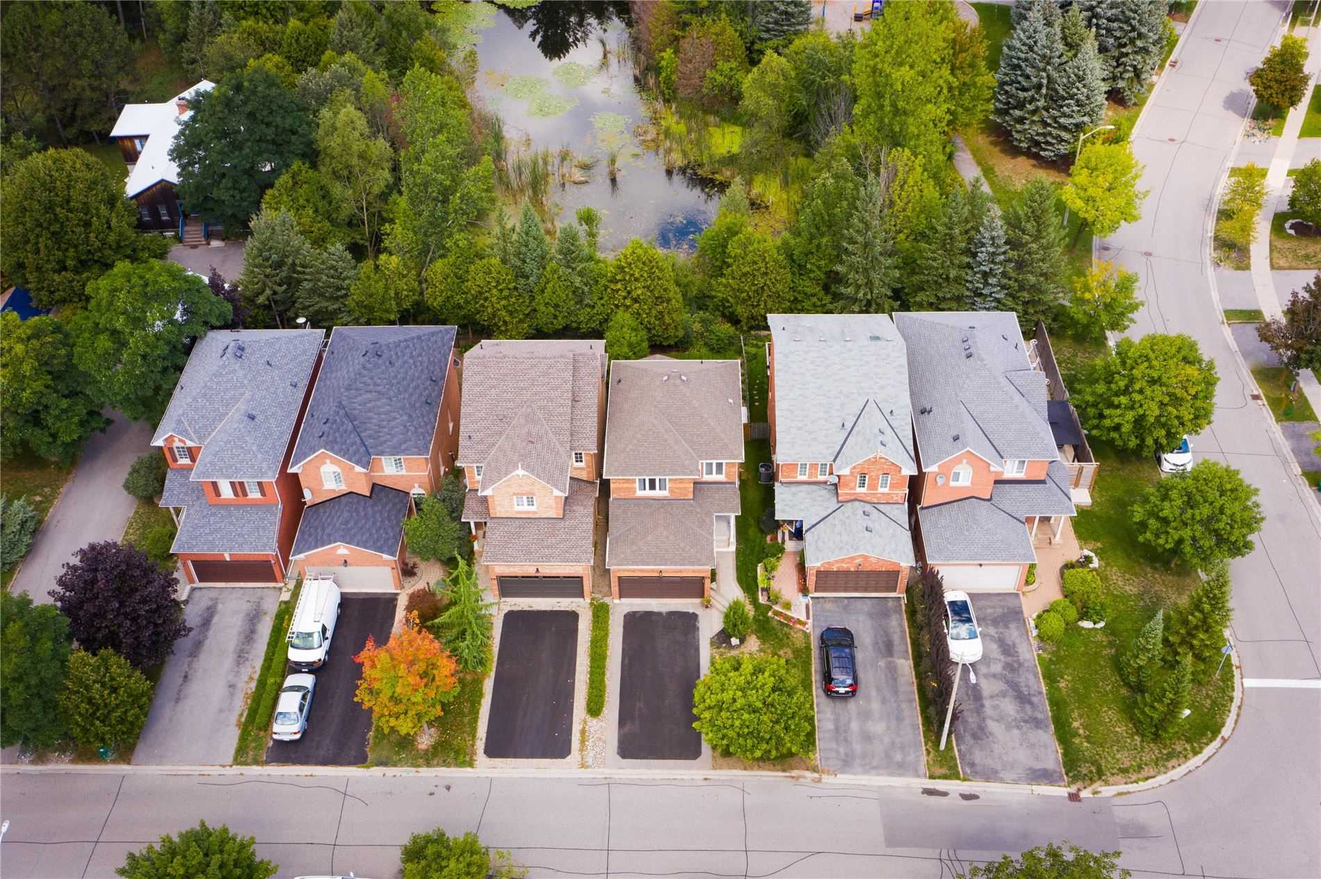 64 Downey Circ