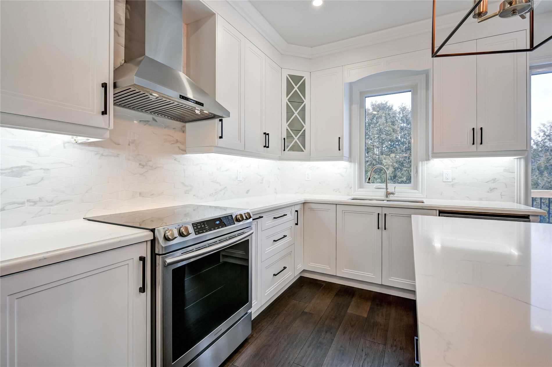 64 Downey Circ