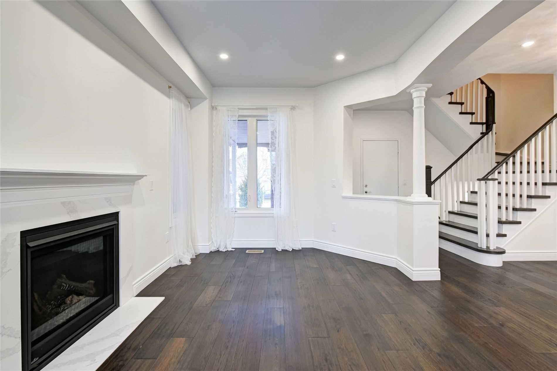 64 Downey Circ