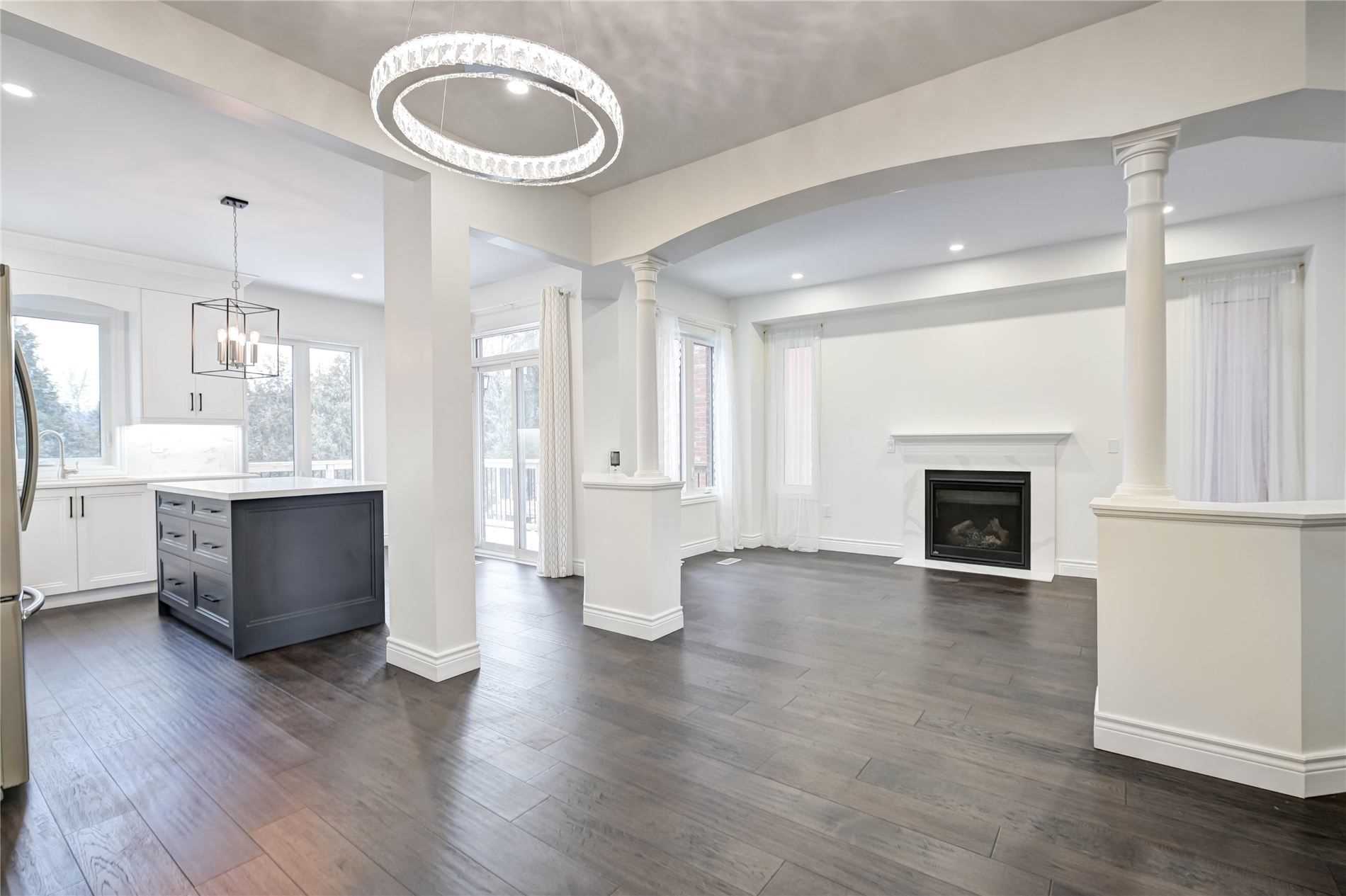 64 Downey Circ
