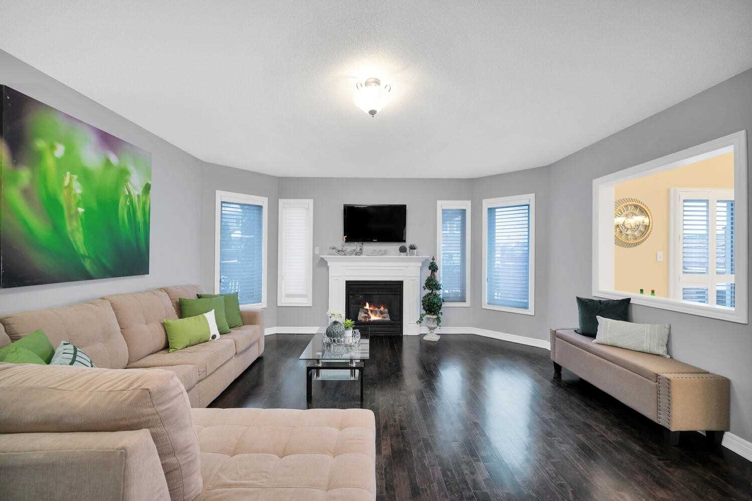 118 Crown Cres
