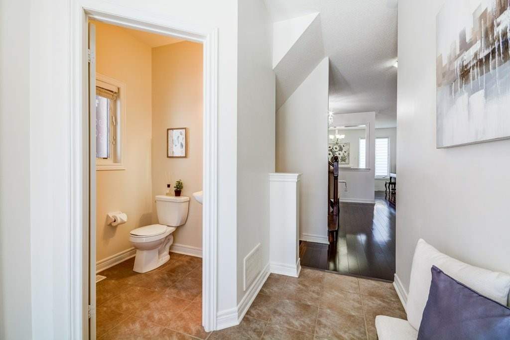 42 Corwin Dr