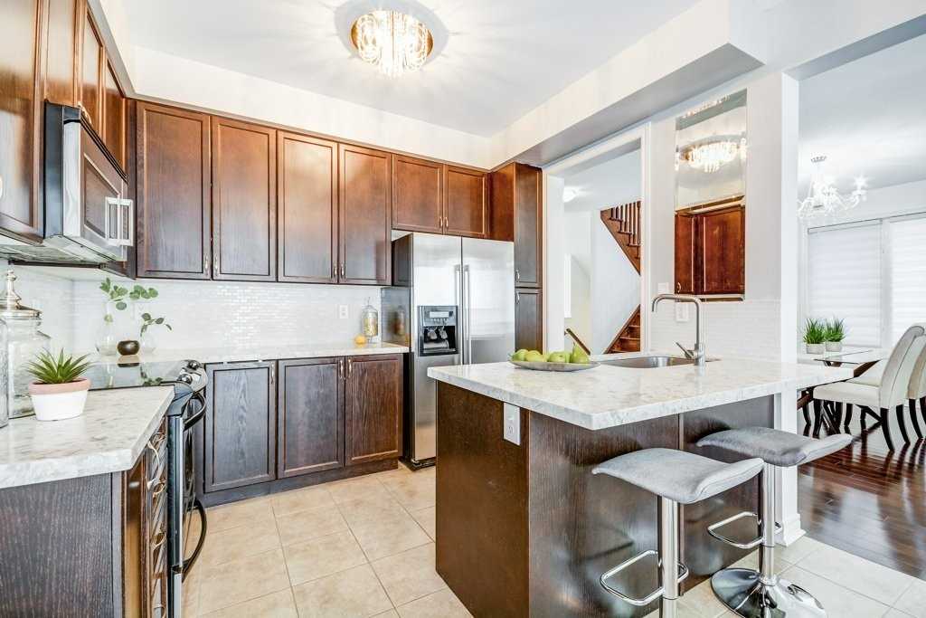 42 Corwin Dr