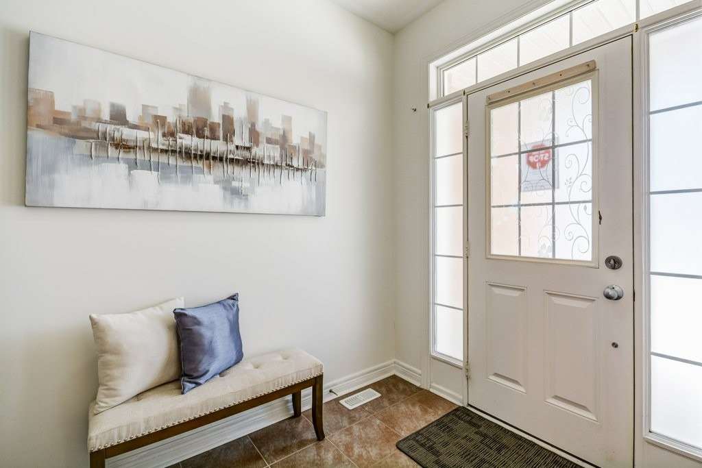 42 Corwin Dr