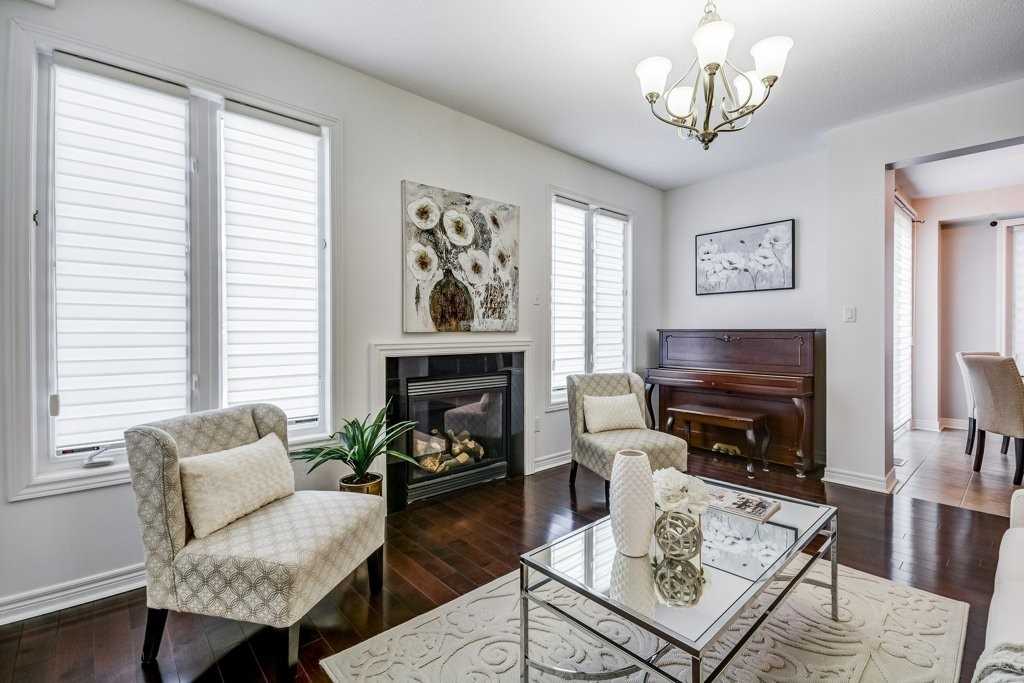 42 Corwin Dr