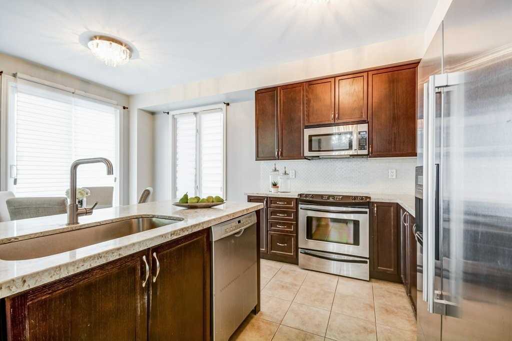 42 Corwin Dr