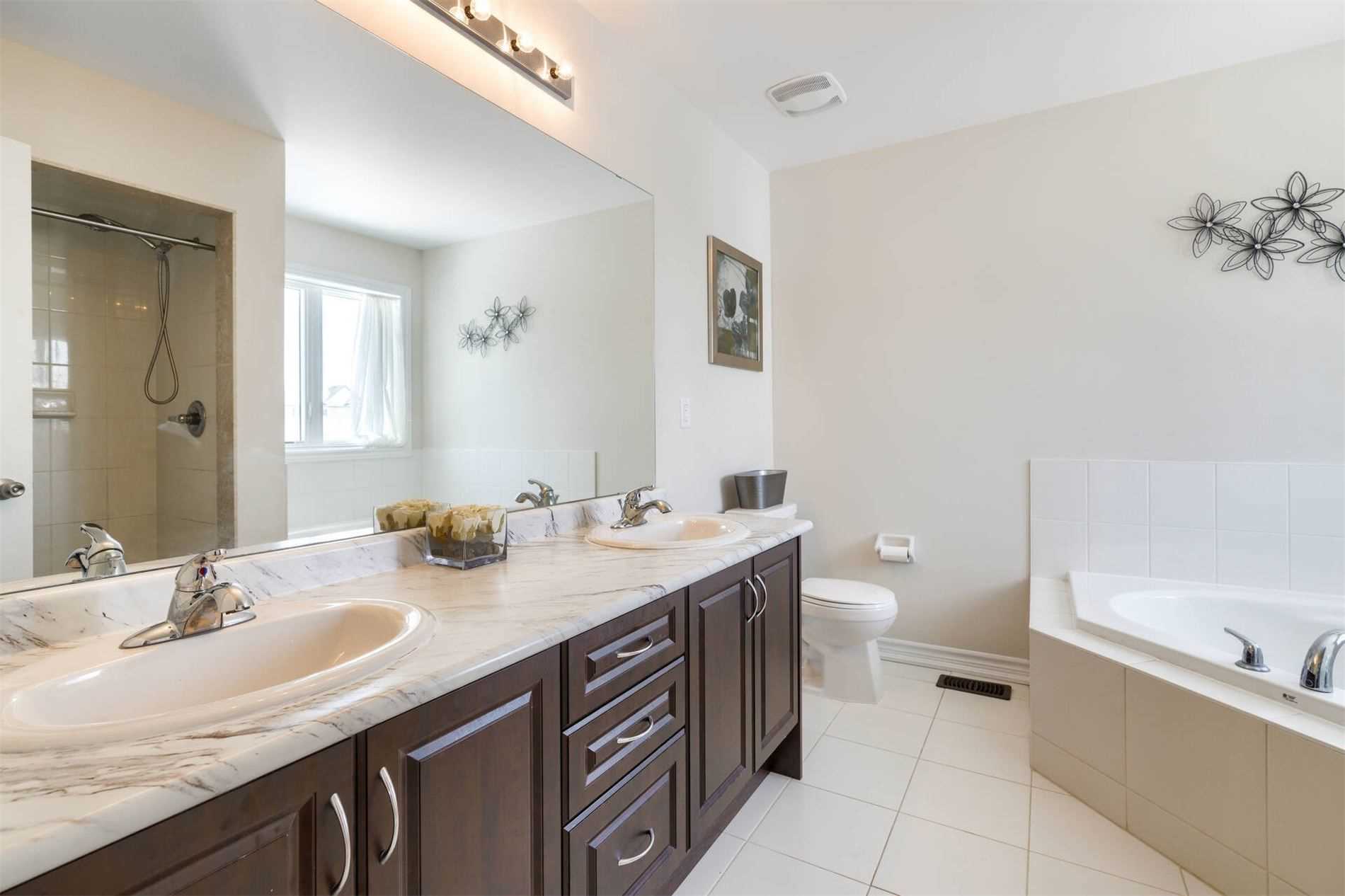 136 Noble Dr