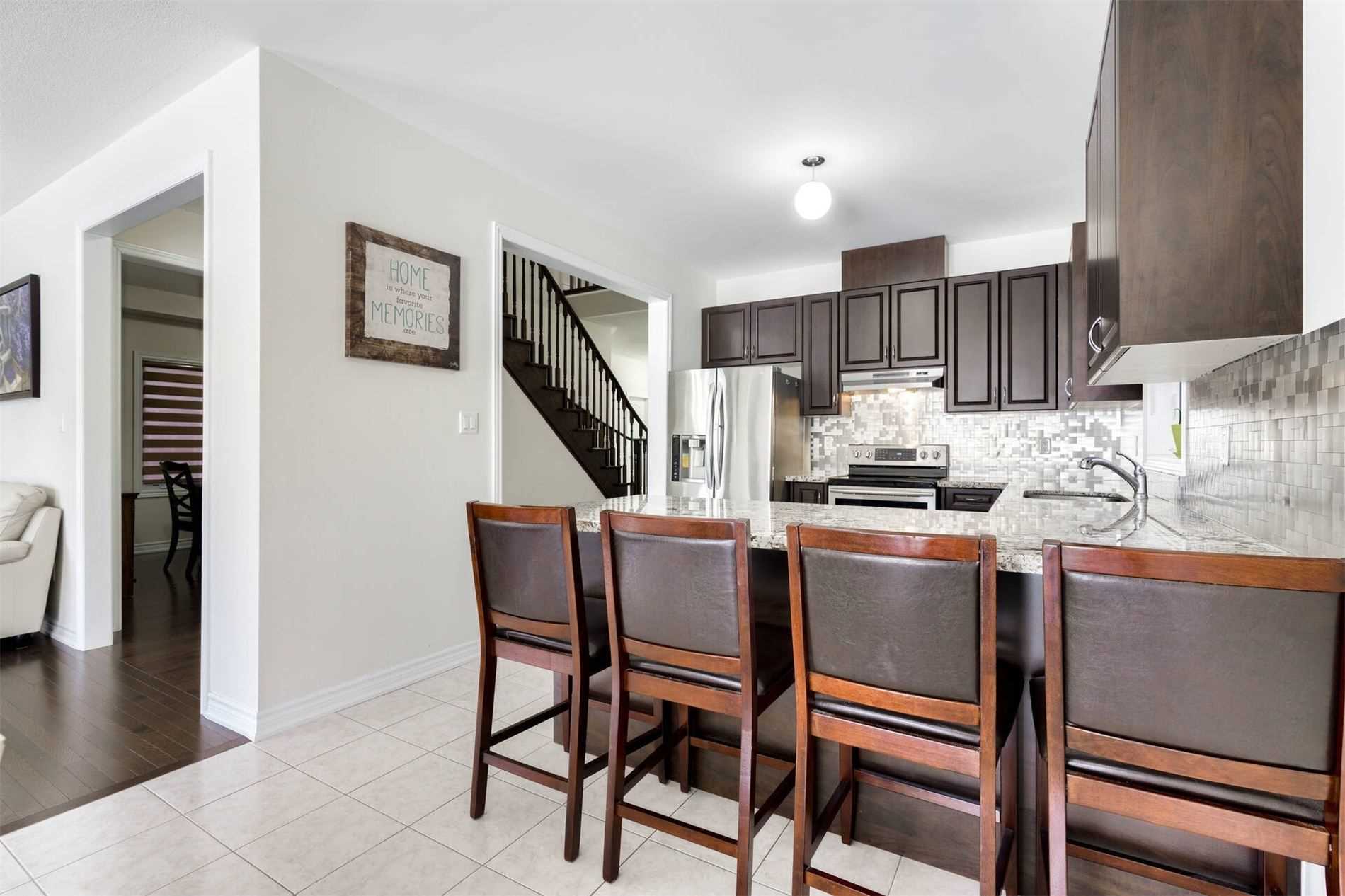 136 Noble Dr