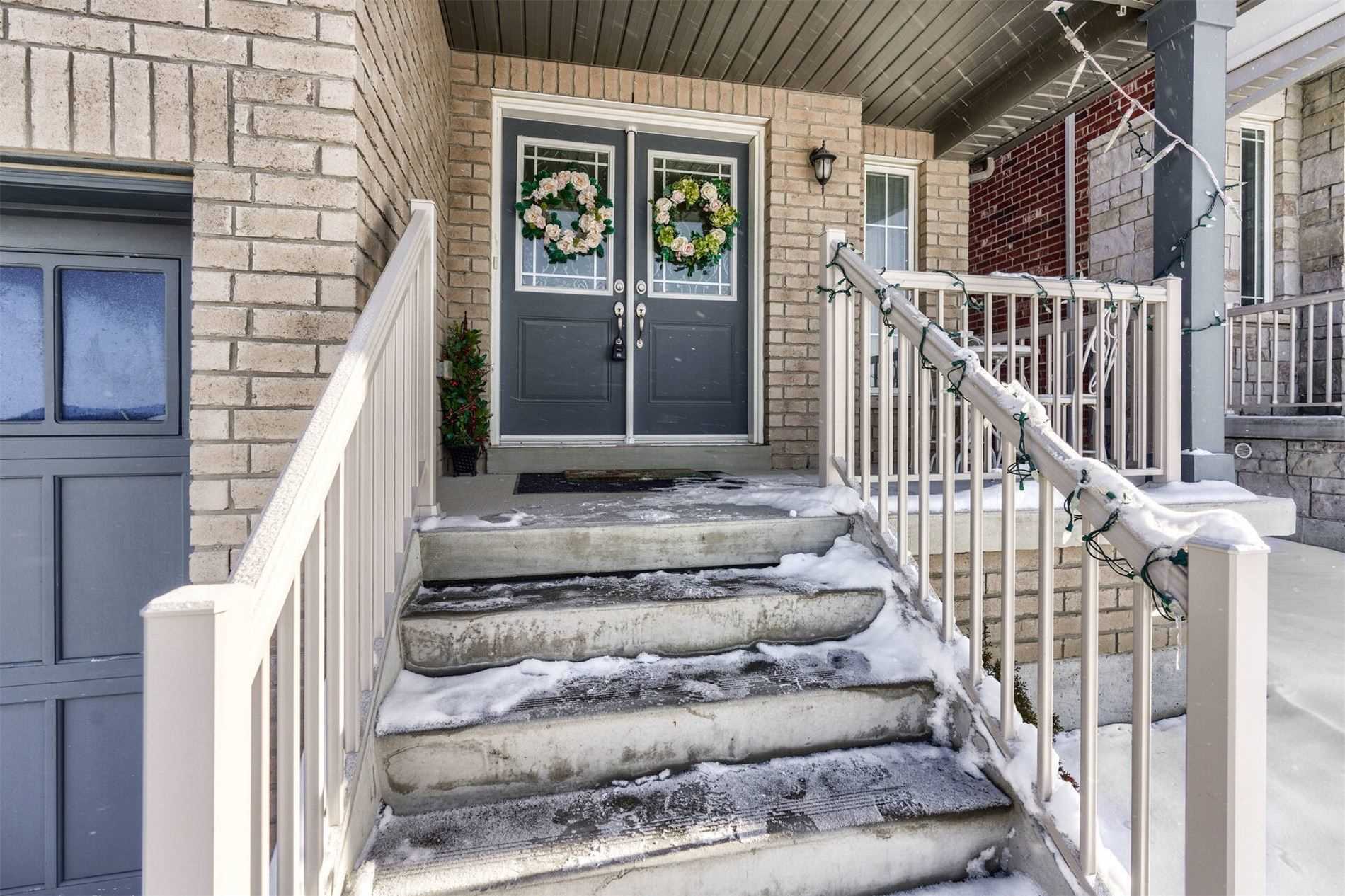 136 Noble Dr