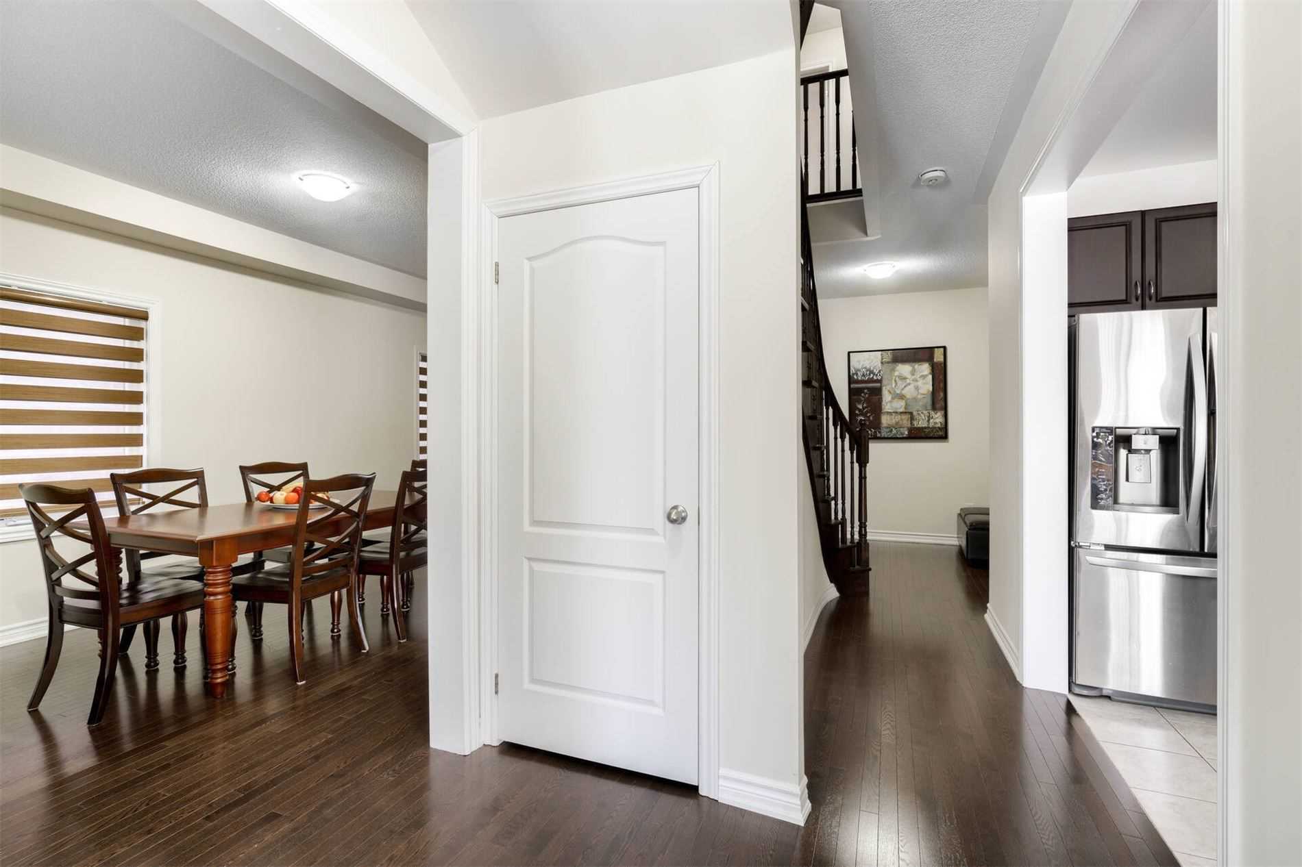 136 Noble Dr