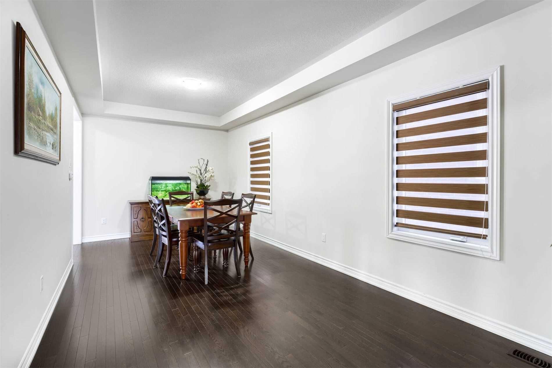 136 Noble Dr
